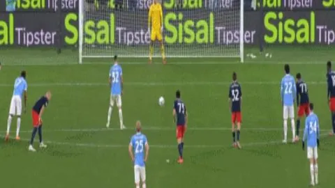 曼联前锋格林伍德重返训练，康复征程能否启动？