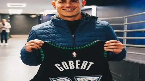 张琳艳：王霜成我足球榜样，她从不抱怨队友